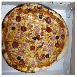 Pizza Charcutière 33cm (26cm 8€ )